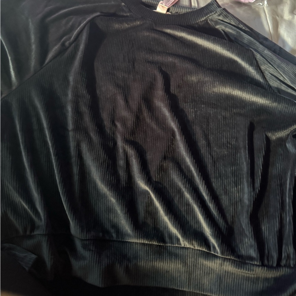 new black victoria secret sweater.